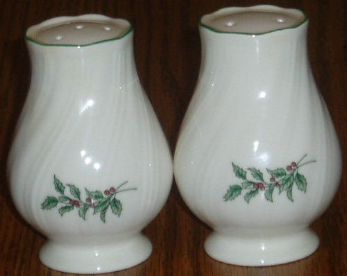 Holly Bough Salt Pepper Shakers Christmas Holiday Decor