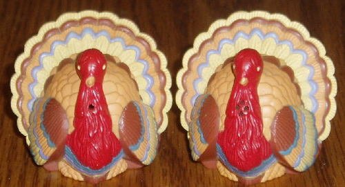 Plastic Turkey Salt Pepper Shaker Set Thanksgiving Fall