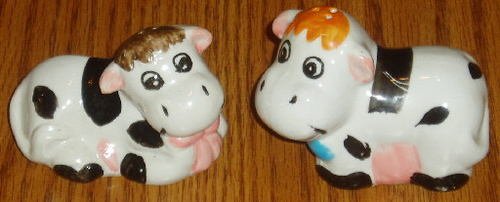 Black White Cow Ceramic Salt Pepper Shaker Set
