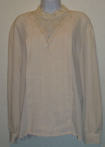 Worthington White Top Pleated Front Long Sleeve Size 18