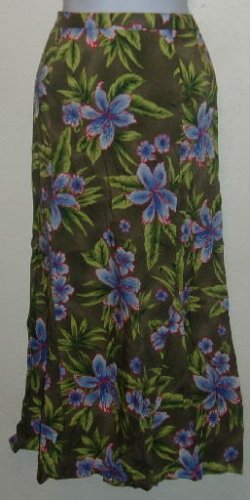 NWT Sag Harbor Size 10 Olive Green/Purple Floral Skirt