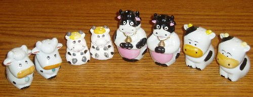 Lot of 4 Cow Salt and Pepper Shaker Sets