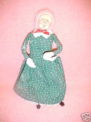 Byers Choice Carolers Doll Mrs. Claus? FREE SHIPPING!!!