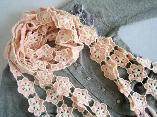 Hand-crochetted white double line dahlia blossom flowers scarf