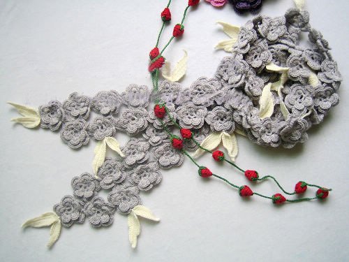Hand-crochetted grey peach blossom flowers scarf with cream white leaves