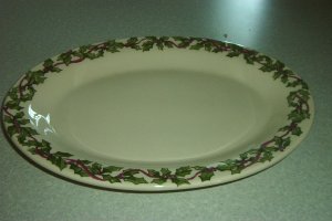 Gerald E Henn Workshops hollyware 13" oval platter