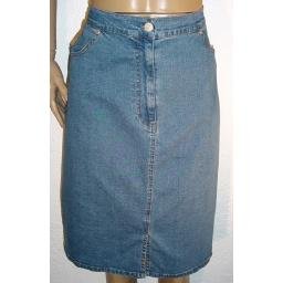 DENIM AND COMPANY Stretch Denim Skirt w/ Front Slit SZ 18