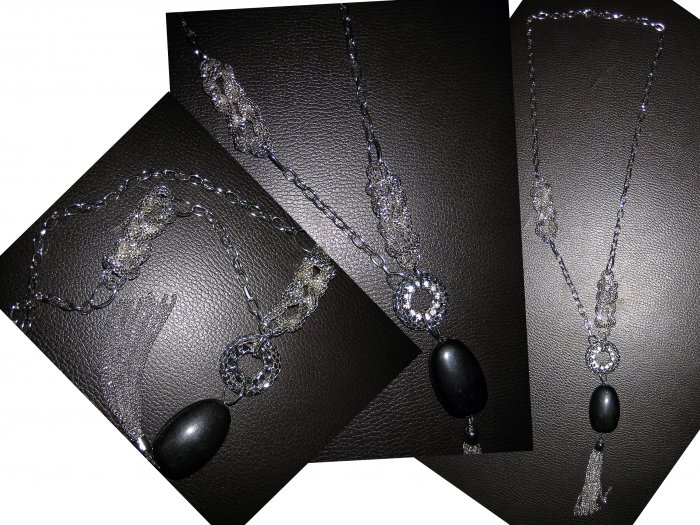 Long Interlocking Ring Multi Charm Lariat Black Stone Pendant Necklace-Silver (FREE Shipping)