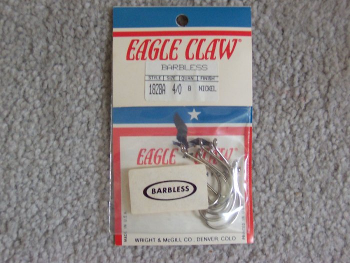 Lot of 160 Style 182BA Barbless Eagle Claw Hooks NEW in packages - size 4/0 - Nickel