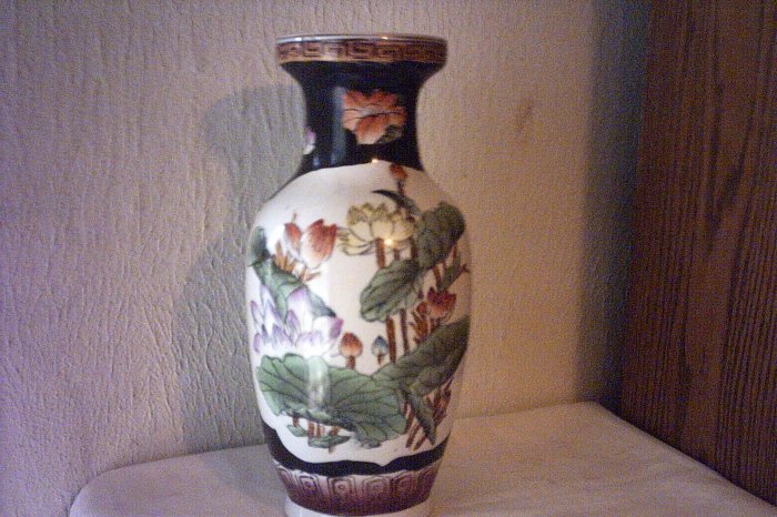 ORIENTAL VASE - PORCELAIN - BLACK & WHITE W FLOWERS & LEAVES - 12" TALL