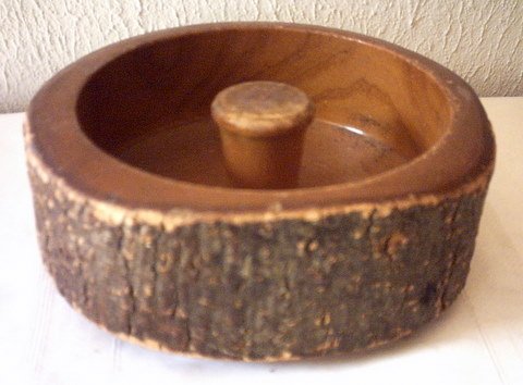 BARK NUT BOWL - WOODTURNED - 7 1/4" IN DIAMETER - VINTAGE