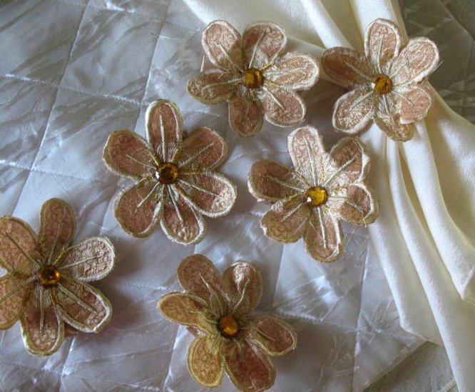 Gold Flower Napkin ring and Beige Napkin ( set of 6)
