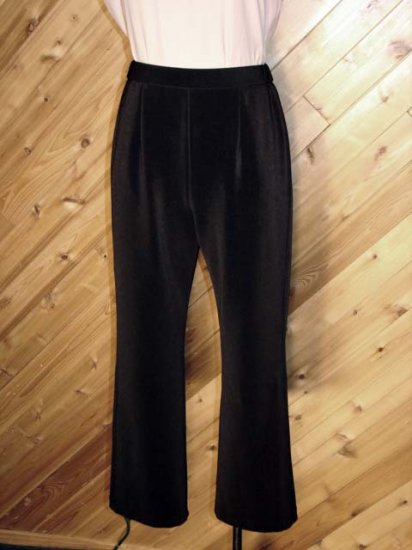 Chico's Black Pants 1 Short - S - 8/10 CHICOS