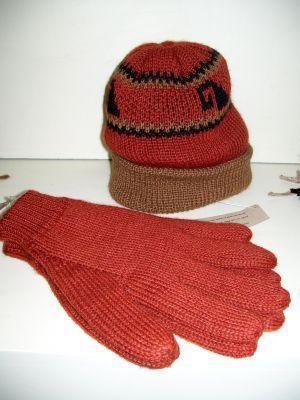 Red woolen hat, cap and gloves,mittens,Alpaca wool