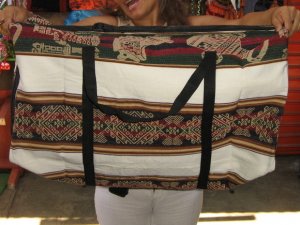 Sport Bag in a typical peruvian decor, 4 pockets