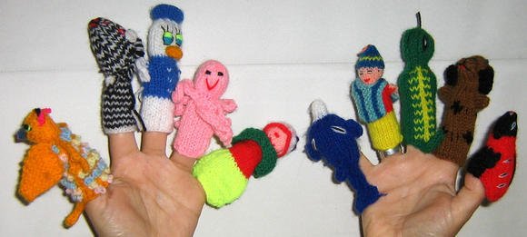 10 Finger puppets, handknitted in Peru, figures
