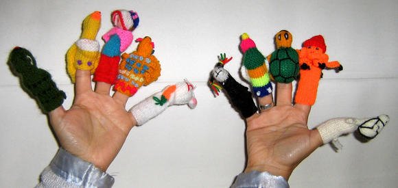 10 Finger puppets, handknitted in Peru, figures