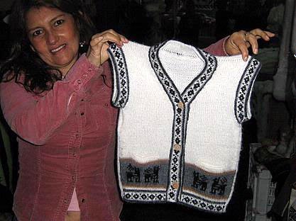 Sleeveless vest for toddler, made of Alpacawool