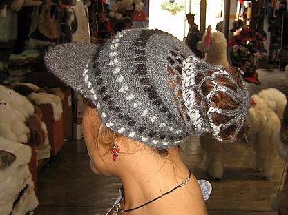 Woolen hat, peaked Cap made with pure Alpacawool
