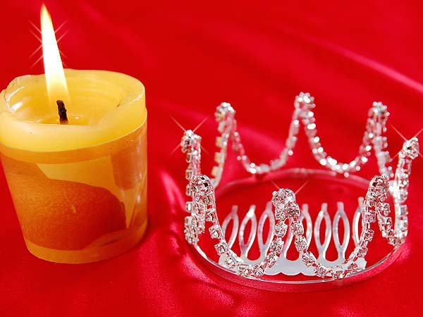 Tiaras for the Beautiful Bride SGH 053