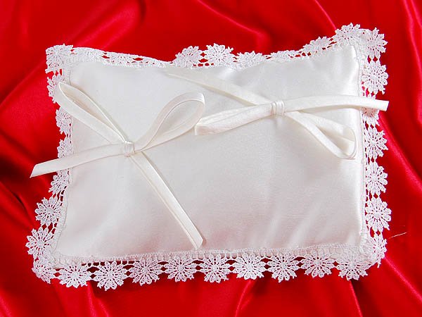 Ring Pillow SGB 028