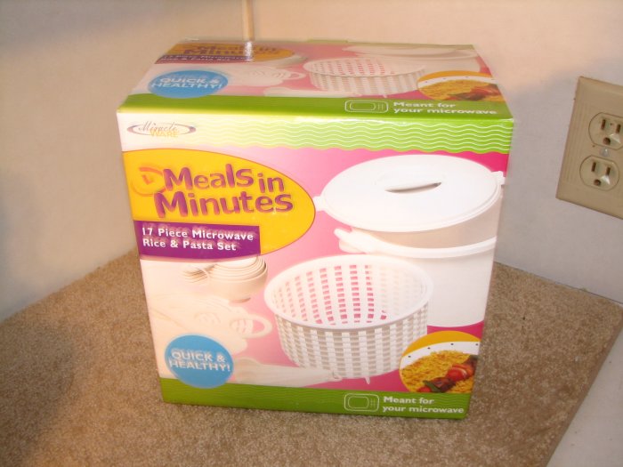 Meals in minutes 17 Piece microwave set