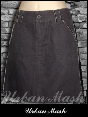 Old Navy Low Waist Embellished Mini Skirt - size 2 - S2GR0005