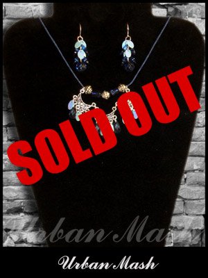 Silver Tone Crescents Necklace and Earrings SET - A0006