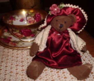 Delton Shabby Victorian Miniature Teddy Bear Jointed