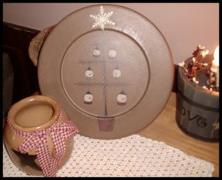 Country Prim Wood Plate Tree With Snowmen Donna White