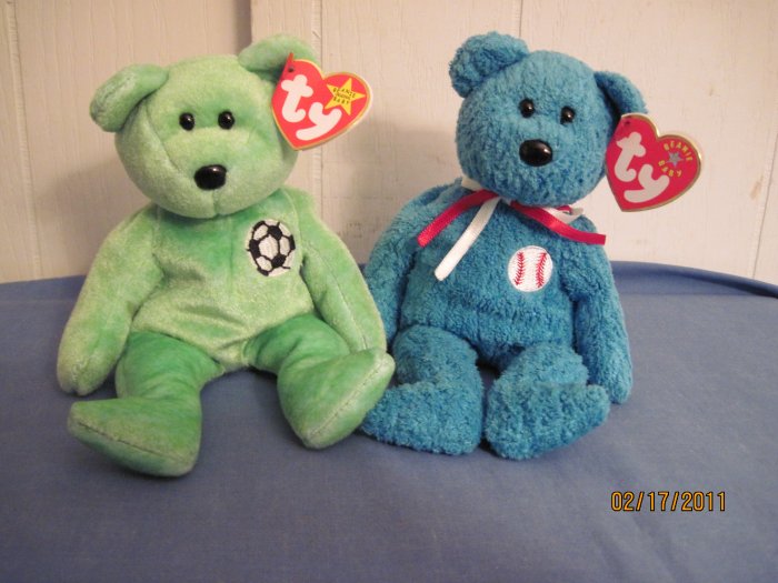 Beanie Babies Bears Addison, Kicks