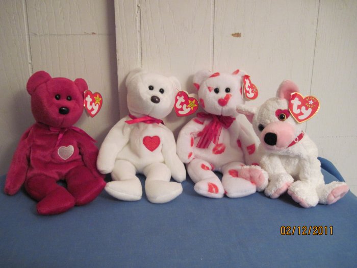 Beanie Babies Valentio, Valentina, Smooch and Cupid