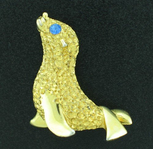 Seal Figural Pin with Blue Rhinestone Eye BRO2161