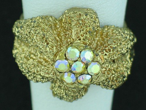 Textured Gold Tone Aurora Borealis Rhinestone Ring Rin2008