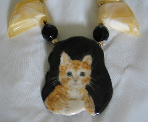 Artisan Marbled Plastic and French Jet with Hand Painted Kitten Nec2093
