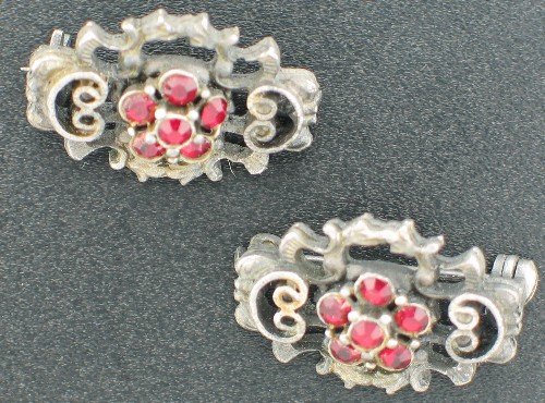 Pewter Colored Red Rhinestone Scatter Pins Set2019
