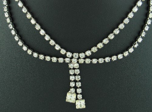 Glitzy Clear Rhinestone Daggle Choker Nec2065