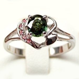 ** NICE ** Silve ring with Natural Green and Orange Sapphire