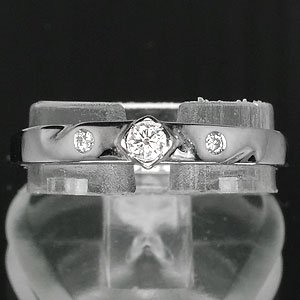 ** NICE ** natural sparkling Diamond ring on white gold setting