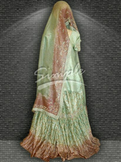 Green wedding dress 050