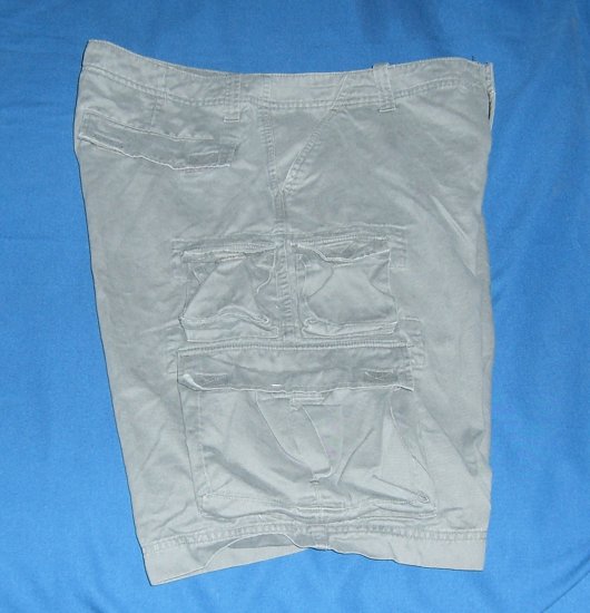 Canyon River Blues MENS Cargo shorts Pre-Owned