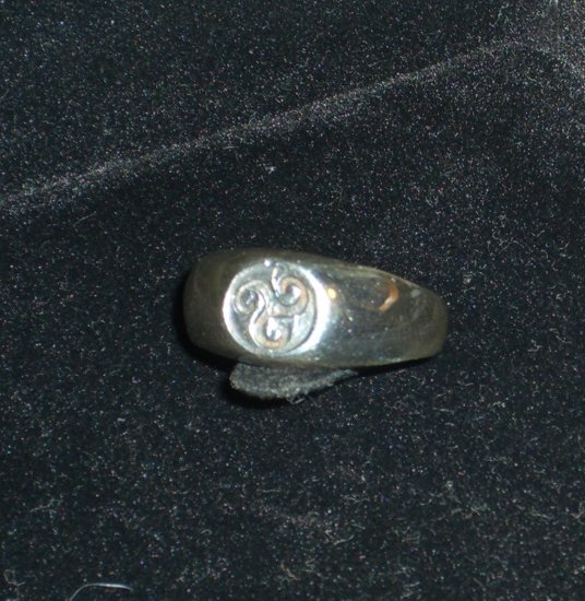 Fine Silver Ring .925 Pre-owned