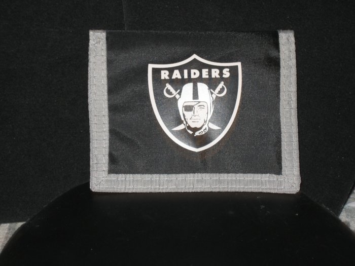 Mens Silver & Black Oakland Raider NFL Nylon single fold Wallet New No Tags