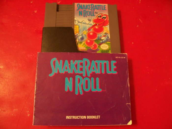 SNAKE RATTLE N ROLL WITH BOOKLET *TESTED* NINTENDO