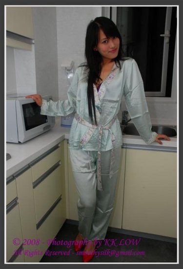 SILK NIGHTIE SLIPS - KXZ-2PGN001 (Prices in USD, Free Shipping)