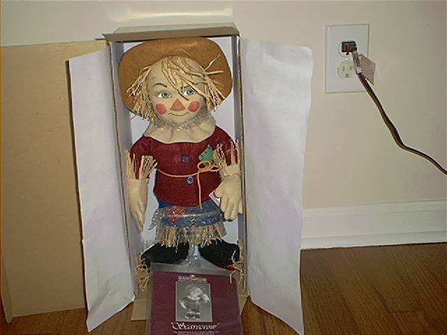 ASHTON DRAKE SCARECROW FELT DOLL NEW IN BOX!
