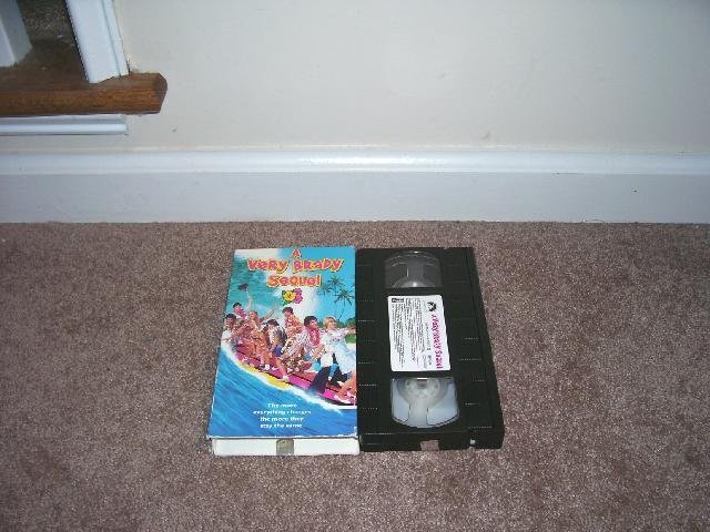 A VERY BRADY SEQUEL VHS EXC COND! 1996 SHELLEY LONG