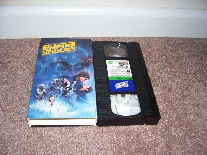 Star Wars THE EMPIRE STRIKES BACK VHS Video EXC COND! 1992 FROM A PRIVATE COLLECTION!