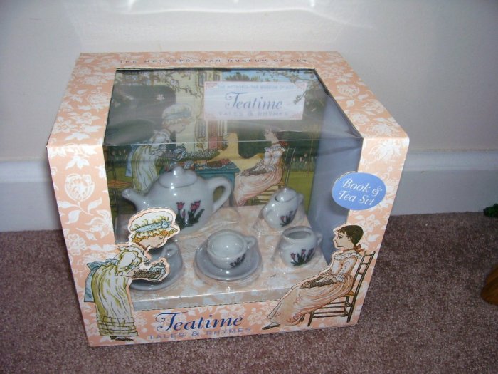 The Metropolitan Museum of Art TEATIME BOOK & TEA SET NIB! 2004
