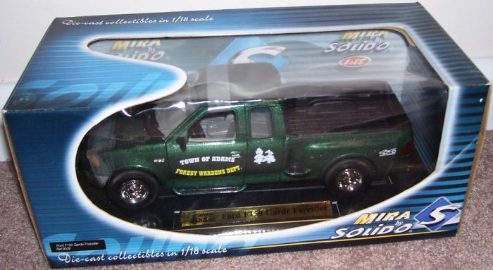 Solido FORD F-150 GARDE FORESTIER Diecast Pickup Truck NEW 1:18
